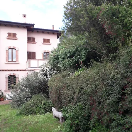 Apartment Immersa In Natura Malcesine